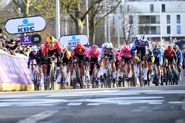 Omloop Het Nieuwsblad 2025 Cycling Race Ninove, Belgium - March 1 : Waerenskjold Søren (NOR) of Uno-X Mobility, Magnier Paul (FRA) of Soudal Quick-Step, Philipsen Jasper (BEL) of Alpecin-Deceuninck in the final sprint during the Men Elite UCI World Tour 80th Flanders Classics Omloop Het Nieuwsblad cycling race of 197 kms with start in Ghent and finish in Ninove on March 01, 2025 in Ninove, Belgium, 01 03 2025 ( Motordriver Kenny Verfaillie - Ninove Belgium  Copyright: xPeterxDexVoechtx