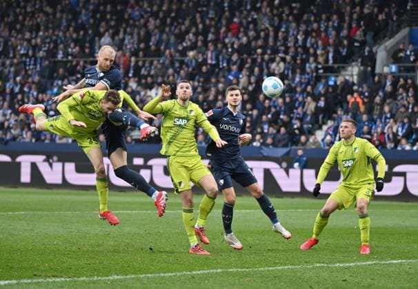 Bilder des Jahres 2025, Sport 03 März Sport Themen der Woche KW09 Arthur Chaves (TSG Hoffenheim), Philipp Hofmann (VfL Bochum), Anton Stach (TSG Hoffenheim), Tom Krauß (VfL Bochum), Pavel Kaderabek (TSG Hoffenheim) 01.03.2025, Fussball 1. Bundesliga, 24. Spieltag, Saison 2024 2025 VfL Bochum - TSG Hoffenheim Bochum Vonovia Ruhrstadion Nordrhein Westfalen Deutschland *** Arthur Chaves TSG Hoffenheim , Philipp Hofmann VfL Bochum , Anton Stach TSG Hoffenheim , Tom Krauß VfL Bochum , Pavel Kaderabek TSG Hoffenheim 01 03 2025, Soccer 1 Bundesliga, 24 Matchday, Season 2024 2025 VfL Bochum TSG Hoffenheim Bochum Vonovia Ruhrstadion Nordrhein Westfalen Germany Team2