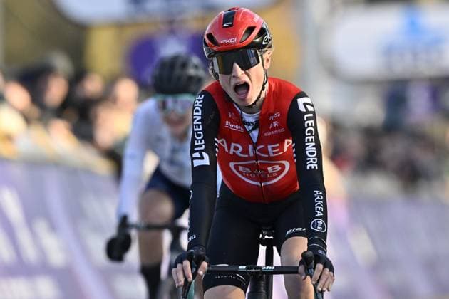 Belgian Lotte Claes of Arkea - B&B Hotels Women wins ahead of Polish Aurela Nerlo of Winspace Orange Seal in the women s one-day cycling race Omloop Het Nieuwsblad (UCI World Tour), 137,9km from Gent to Ninove, Saturday 01 March 2025. DIRKxWAEM  x113858222x