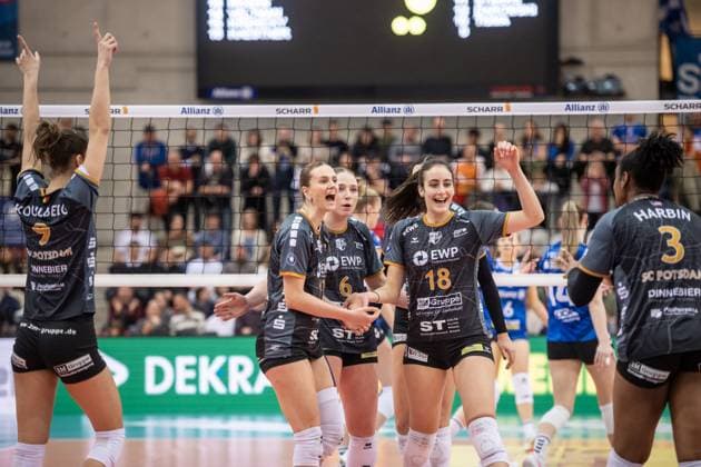 Jubel beim SC Potsdam GER, Allianz MTV Stuttgart - SC Potsdam, Volleyball Bundesliga, VBL, Spielzeit 2024 2025, 01.03.2025 GER, Allianz MTV Stuttgart - SC Potsdam, Volleyball Bundesliga, VBL, Spielzeit 2024 2025, 01.03.2025 Stuttgart Copyright: xSandyxDinkelackerx EP_SDR