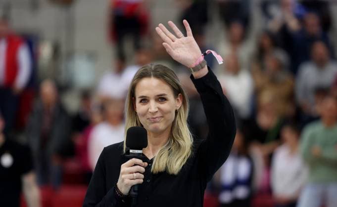 Stuttgart , Volleyball Bundesliga Frauen, Allianz MTV Stuttgart vs. SC Potsdam , Verabschiedung von Kim Renkema