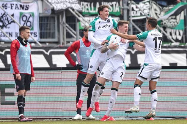 Torjubel H96 im Rückrundenspiel der Saison 2024 2025 zwischen dem 1. FC Nürnberg und Hannover 96 (1:2) in Nürnberg; 01 03 2025 -