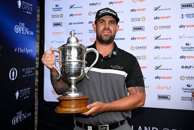 GOLF NEW ZEALAND OPEN, Australia s Ryan Peake poses for a photograph after winning the New Zealand Open at Millbrook Resort in Queenstown, New Zealand, Sunday, March 2, 2025. ( NO ARCHIVING, EDITORIAL USE ONLY, NO USE IN BOOKS WITHOUT CONSENT QUEENSTOWN NEW ZEALAND  Copyright: xAndrewxCornagax 20250302188056252639