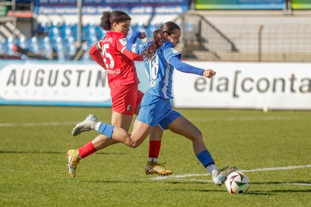 02.03.2025, Hänsch-Arena, Meppen, GER, 2. Frauen-Bundesliga: SV Meppen vs SC Freiburg II, Selma Licina (SV Meppen 18) DFL REGULATIONS PROHIBIT ANY USE OF PHOTOGRAPHS AS IMAGE SEQUENCES AND OR QUASI-VIDEO. Meppen Niedersachsen Germany Hänsch-Arena