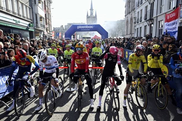The pack of riders pictured on the start line of the Kuurne-Brussels-Kuurne one day cycling race, 196,9 km from Kuurne to Kuurne via Brussels, Sunday 02 March 2025. DIRKxWAEM  x113984350x