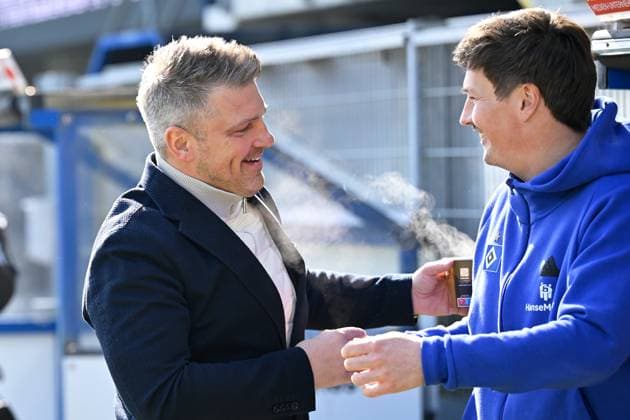 Paderborn, Home Deluxe Arena, 02.03.25, GER, Herren, 2.Bundesliga, Saison 2024-2025, SC Paderborn 07 - Hamburger SV Bild: v.li. Trainer Lukas KWASNIOK (Paderborn) und Trainer Merlin POLZIN (Hamburg) DFL regulations prohibit any use of photographs as image sequences and or quasi-video. NRW Deutschland