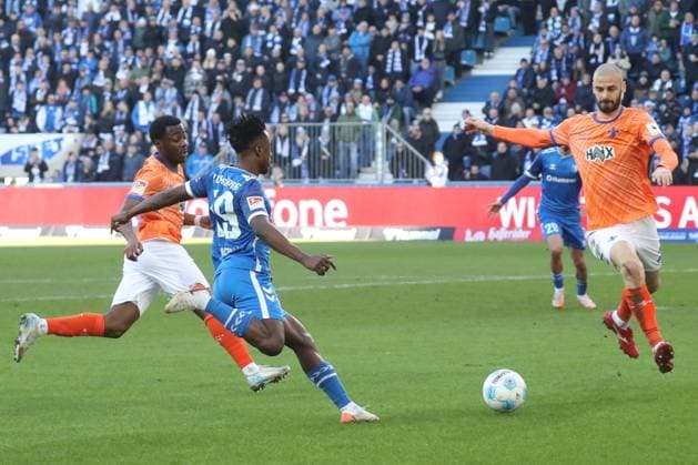 02.03.2025, xgox, Fussball 2. Bundesliga, 1. FC Magdeburg - SV Darmstadt 98 emspor, v.l. Lubambo Musonda (Magdeburg), Aleksandar Vukotic (Darmstadt, 20) (DFL DFB REGULATIONS PROHIBIT ANY USE OF PHOTOGRAPHS as IMAGE SEQUENCES and or QUASI-VIDEO) Magdeburg