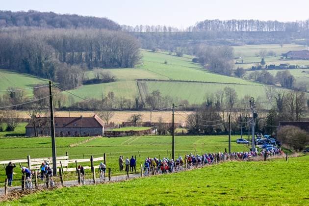 The pack of riders pictured in action during the Kuurne-Brussels-Kuurne one day cycling race, 196,9 km from Kuurne to Kuurne via Brussels, Sunday 02 March 2025. DIRKxWAEM  x114007164x