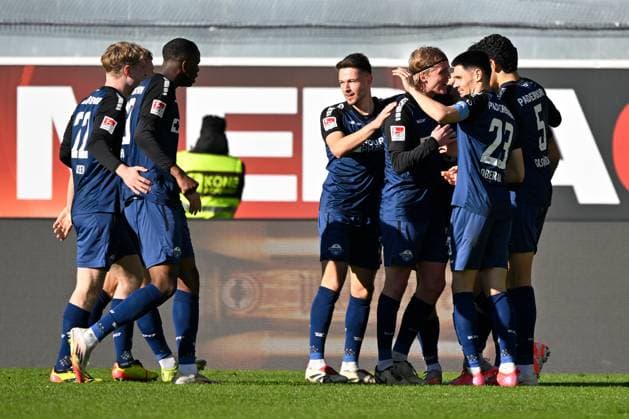 Paderborn, Home Deluxe Arena, 02.03.25, GER, Herren, 2.Bundesliga, Saison 2024-2025, SC Paderborn 07 - Hamburger SV Bild: Adriano GRIMALDI (Paderborn) jubelt nach seinem Tor zum 2:0 DFL regulations prohibit any use of photographs as image sequences and or quasi-video. NRW Deutschland