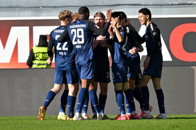 Paderborn, Home Deluxe Arena, 02.03.25, GER, Herren, 2.Bundesliga, Saison 2024-2025, SC Paderborn 07 - Hamburger SV Bild: Adriano GRIMALDI (Paderborn) jubelt nach seinem Tor zum 2:0 DFL regulations prohibit any use of photographs as image sequences and or quasi-video. NRW Deutschland