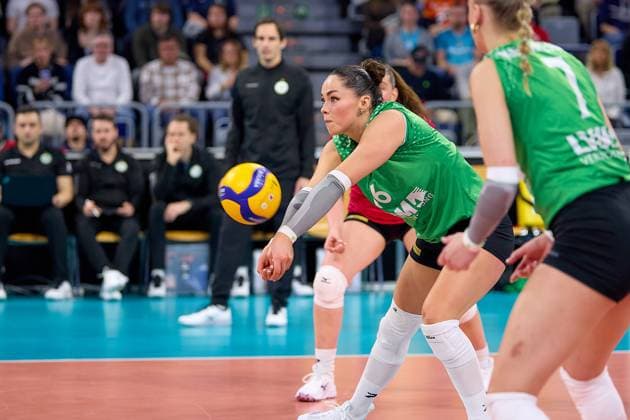 Annahme Marije ten Brinke (USC Muenster, 06) GER, Dresdner SC - USC Muenster, Volleyball, DVV-Pokalfinale Frauen 2025, 02.03.25 GER, Dresdner SC - USC Muenster, Volleyball, DVV-Pokalfinale Frauen 2025, 02.03.25 Mannheim Copyright: xEibner-Pressefoto GeraldxOelze-dexStoppanyx EP-ODS