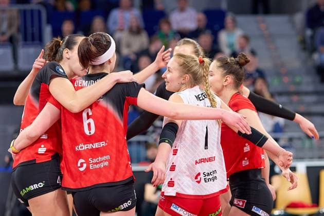 Jubel, Freude Dresdner Sportclub 1898 GER, Dresdner SC - USC Muenster, Volleyball, DVV-Pokalfinale Frauen 2025, 02.03.25 GER, Dresdner SC - USC Muenster, Volleyball, DVV-Pokalfinale Frauen 2025, 02.03.25 Mannheim Copyright: xEibner-Pressefoto GeraldxOelze-dexStoppanyx EP-ODS
