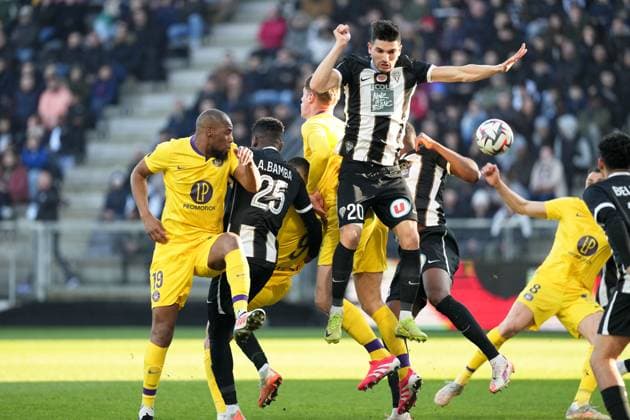 Angers SCO v Toulouse FC - Ligue 1 McDonald s 2024 2025 20 Zinedine FERHAT (sco) during the Ligue 1 McDonald s match between Angers and Toulouse at Stade Raymond Kopa on March 2, 2025 in Angers, France. Angers France  Copyright: xFEPx 776289851