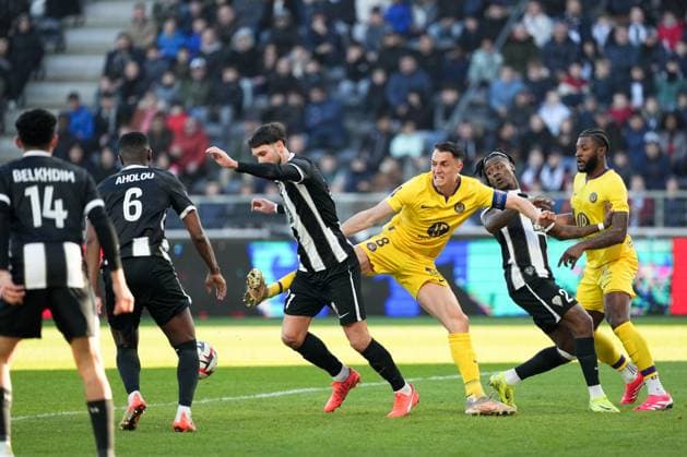 Angers SCO v Toulouse FC - Ligue 1 McDonald s 2024 2025 08 Vincent SIERRO (tfc) during the Ligue 1 McDonald s match between Angers and Toulouse at Stade Raymond Kopa on March 2, 2025 in Angers, France. Angers France  Copyright: xFEPx 776289851