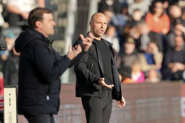 Angers SCO v Toulouse FC - Ligue 1 McDonald s 2024 2025 Alexandre DUJEUX (Entraineur Angers SCO) during the Ligue 1 McDonald s match between Angers and Toulouse at Stade Raymond Kopa on March 2, 2025 in Angers, France. Angers France  Copyright: xFEPx 776289851