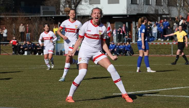 Sport Themen der Woche KW09 Sport Bilder des Tages Stuttgart , Fußball Regionalliga Süd , VfB Stuttgart Frauen vs. Karlsruher SC ( KSC ) , Meike Meßmer ( VfB ) *** Stuttgart , Soccer Regionalliga Süd , VfB Stuttgart Women vs Karlsruher SC KSC , Meike Meßmer VfB