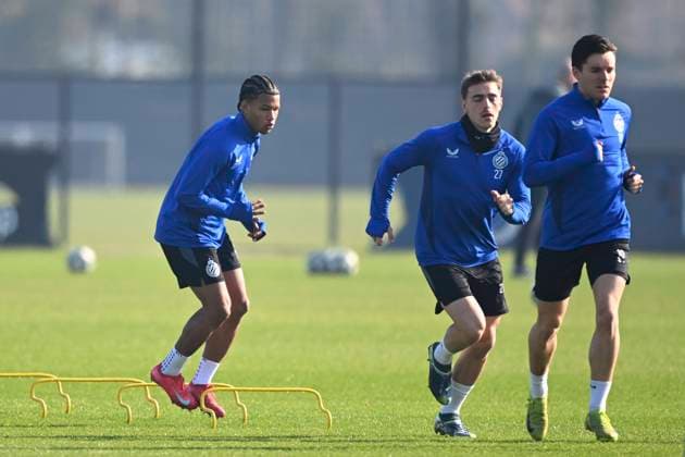 Club Brugge v Aston Villa - UEFA Champions League Media Activities 03 03 2025 WESTKAPELLE, BELGIUM - MARCH 03 : Campbell Shandre forward of Club Brugge, Nielsen Casper midfielder of Club Brugge, Vetlesen Hugo midfielder of Club Brugge pictured during a training session ahead of the UEFA Champions League 2024 25 round of 16 match first round between Club Brugge and Aston Villa on March 3, 2025 in Westkapelle, Belgium, 03 03 2025 Westkapelle Belgium  Copyright: xTomasxSiskx