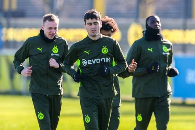 03.03.2025, Abschlusstraining zum UEFA Champions League Spiel zwischen Borussia Dortmund und OSC Lille, v. l. Maximilian Beier (Borussia Dortmund), Giovanni Reyna (Borussia Dortmund), Karim Adeyemi (Borussia Dortmund), Serhou Guirassy (Borussia Dortmund), Dortmund Trainingsgelände Borussia Dortmund NRW Deutschland xRHR-FOTO DEx Copyright: DennisxEwert RHR-FOTOx RHR-FOTO DE