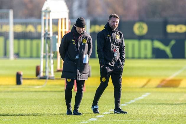03.03.2025, Abschlusstraining zum UEFA Champions League Spiel zwischen Borussia Dortmund und OSC Lille, v. l. Trainer Niko Kovac (Borussia Dortmund), Co-Trainer Robert Kovac (Borussia Dortmund), Dortmund Trainingsgelände Borussia Dortmund NRW Deutschland xRHR-FOTO DEx Copyright: DennisxEwert RHR-FOTOx RHR-FOTO DE