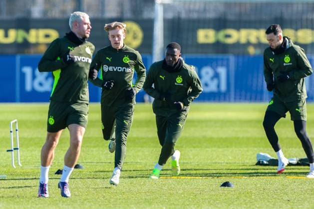 03.03.2025, Abschlusstraining zum UEFA Champions League Spiel zwischen Borussia Dortmund und OSC Lille, v. l. Julian Ryerson (Borussia Dortmund), Daniel Svensson (Borussia Dortmund), Serhou Guirassy (Borussia Dortmund), Ramy Bensebaini (Borussia Dortmund), Dortmund Trainingsgelände Borussia Dortmund NRW Deutschland xRHR-FOTO DEx Copyright: DennisxEwert RHR-FOTOx RHR-FOTO DE