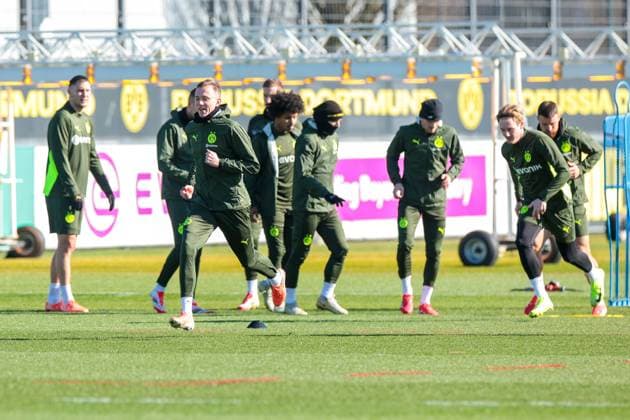 03.03.2025, Abschlusstraining zum UEFA Champions League Spiel zwischen Borussia Dortmund und OSC Lille, v. l. Niklas Süle (Borussia Dortmund), Maximilian Beier (Borussia Dortmund), Karim Adeyemi (Borussia Dortmund), Marcel Sabitzer (Borussia Dortmund), Pascal Groß (Borussia Dortmund), Julian Brandt (Borussia Dortmund), Salih Özcan (Borussia Dortmund), Dortmund Trainingsgelände Borussia Dortmund NRW Deutschland xRHR-FOTO DEx Copyright: DennisxEwert RHR-FOTOx RHR-FOTO DE