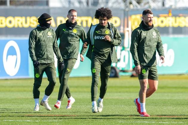 Sport Bilder des Tages 03.03.2025, Abschlusstraining zum UEFA Champions League Spiel zwischen Borussia Dortmund und OSC Lille, v. l. Marcel Sabitzer (Borussia Dortmund), Waldemar Anton (Borussia Dortmund), Karim Adeyemi (Borussia Dortmund), Salih Özcan (Borussia Dortmund), Dortmund Trainingsgelände Borussia Dortmund NRW Deutschland xRHR-FOTO DEx Copyright: DennisxEwert RHR-FOTOx RHR-FOTO DE
