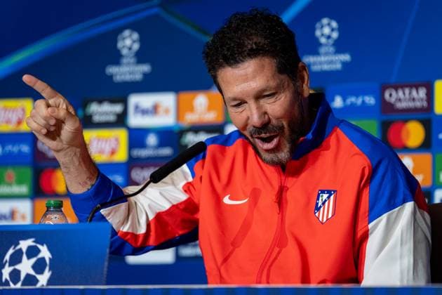 Sport Bilder des Tages UEFA Champions League 2024 25 Round of 16 First Leg: Atletico de Madrid press conference, PK, Pressekonferenz Diego Pablo Simeone, head coach of Atletico de Madrid, seen speaking during the UEFA Champions League 2024 25 League Round of 16 First Leg press conference at Estadio Riyadh Air Metropolitano on March 03, 2025 in Madrid, Spain. Madrid Estadio Riyadh Air Metropolitano Madrid Spain Copyright: xAlbertoxGardinx AGardin_20250303_Champ_Atletico_Madrid_PC_0159