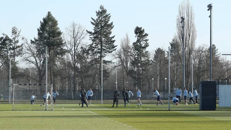 Training findet auf einem entfernten Platz statt Fußball Fussball Saison 2024 2025 2. Bundesliga Herren DFL 03.03.2025 Training Auftakttrainining Hertha BSC Berlin DFL regulations prohibit any use of photographs as image sequences and or quasi-video.