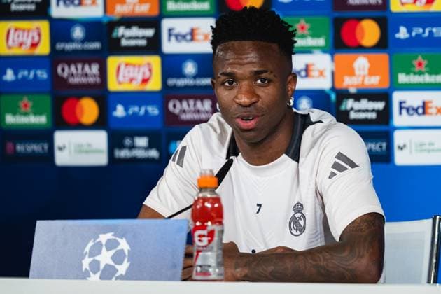 UEFA Champions League 2024 25 Round of 16 First Leg: Real Madrid CF Training Session and press conference, PK, Pressekonferenz Vinicius Junior of Real Madrid CF seen speaking during the UEFA Champions League 2024 25 League Round of 16 First Leg Training Session And Press Conference at Ciudad Real Madrid on March 03, 2025 in Valdebebas, Spain. Valdebebas Ciudad Real Madrid Madrid Spain Copyright: xAlbertoxGardinx AGardin_20250303_Champ_Real_Madrid_PC_0148