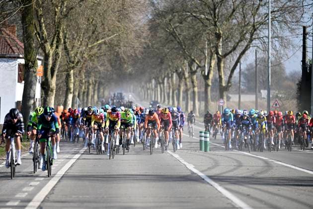 Samyn Classic 2025 DOUR, BELGIUM - MARCH 04 : illustration picture peloton pictured during the 57th edition of the Samyn cycling race, with start in Quaregnon and finish in Dour after 199km of racing on March 4, 2025 in Dour, Belgium, 04 03 2025 Dour Belgium  Copyright: xJanxDexMeuleneirx
