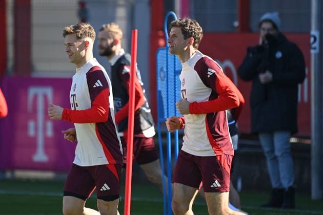 v.li:Joshua KIMMICH (Bayern Muenchen), Thomas MUELLER (MÜLLER,Bayern Muenchen). Aktion, Abschlusstraining am 04.03.2025. Fussball Champions League Achtelfinale FC Bayern Muenchen - Bayer 04 Leverkusen am 05.03.2025 , A L L I A N Z A R E N A.