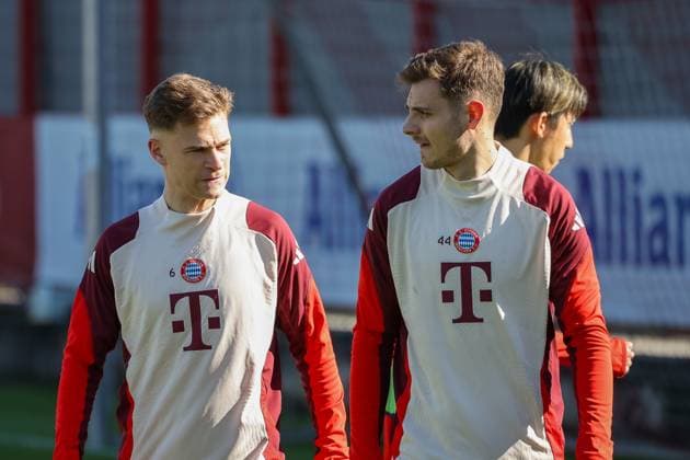 Joshua Kimmich (FC Bayern Muenchen, 06) mit Josip Stanisic (FC Bayern Muenchen, 44) beim Training, GER, Abschlusstraining, FC Bayern Muenchen, Fussball, UEFA Champions League, Achtelfinale Hinspiel, Saison 2024 2025, 04.03.2025, GER, Abschlusstraining, FC Bayern Muenchen, Fussball, UEFA Champions League, Achtelfinale Hinspiel, Saison 2024 2025, 04.03.2025 Muenchen Copyright: xEibner-Pressefoto JennixMaulx EP_JML