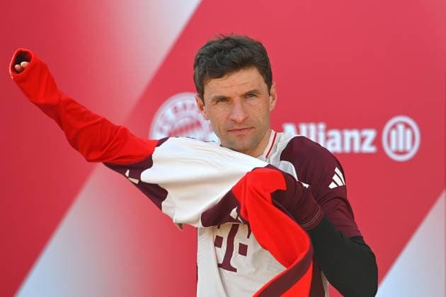 Thomas MUELLER (MÜLLER,Bayern Muenchen), Aktion,Einzelbild,angeschnittenes Einzelmotiv,Halbfigur,halbe Figur. Abschlusstraining am 04.03.2025. Fussball Champions League Achtelfinale FC Bayern Muenchen - Bayer 04 Leverkusen am 05.03.2025 , A L L I A N Z A R E N A.