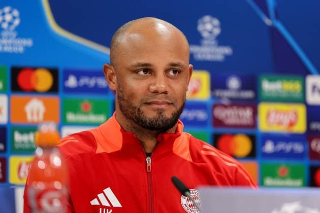 Vincent Kompany (FC Bayern Muenchen, Cheftrainer) bei der Pressekonferenz, GER, Internationale Pressekonferenz, FC Bayern Muenchen, Fussball, UEFA Champions League, Achtelfinale Hinspiel, Saison 2024 2025, 04.03.2025, GER, Internationale Pressekonferenz, FC Bayern Muenchen, Fussball, UEFA Champions League, Achtelfinale Hinspiel, Saison 2024 2025, 04.03.2025 Muenchen Copyright: xEibner-Pressefoto JennixMaulx EP_JML