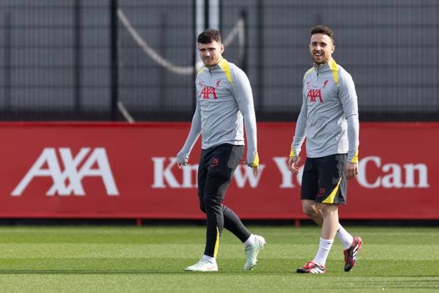 Football - UEFA Champions League - Round of 16 1st Leg - Paris Saint-Germain v Liverpool FC - MD-1 LIVERPOOL, ENGLAND - Tuesday, March 4, 2025: Liverpool s Andy Robertson (L) and Diogo Jota during a training session at the AXA Training Centre ahead of the UEFA Champions League match between Paris Saint-Germain and Liverpool FC. (Photo by Jessica Hornby Propaganda) LIVERPOOL AXA Training Centre MERSEYSIDE ENGLAND  Copyright: xDavidxRawcliffex P2025-03-04-JH_LFC_Training_PSG-4