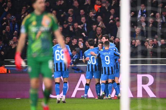 Club Brugge v Aston Villa - UEFA Champions League BRUGGE, BELGIUM - MARCH 04 : De Cuyper Maxim midfielder of Club Brugge celebrating scoring a goal with his team during the UEFA Champions League 2024 25 round of 16 match first round between Club Brugge and Aston Villa on March 4, 2025 in Brugge, Belgium, 04 03 2025 Brugge Belgium  Copyright: xGvgx