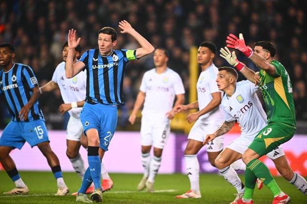 Club Brugge v Aston Villa - UEFA Champions League BRUGGE, BELGIUM - MARCH 04 : Vanaken Hans midfielder of Club Brugge during the UEFA Champions League 2024 25 round of 16 match first round between Club Brugge and Aston Villa on March 4, 2025 in Brugge, Belgium, 04 03 2025 Brugge Belgium  Copyright: xGvgx