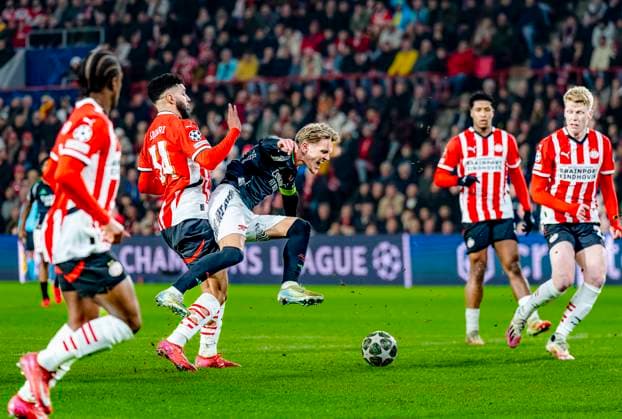 PSV Eindhoven midfielder Ismael Saibari, Arsenal midfielder Martin Odegaard during the match PSV - Arsenal at the Philips stadium for the UEFA Champions League- Round of 16 - 1st leg season 2024-2025 in EINDHOVEN, Netherlands on 4 march 2025, (photo by Marcel van Dorst EYE4images DeFodi Images)