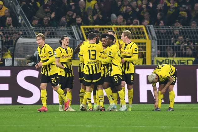 Karim Adeyemi (Borussia Dortmund) celebrates after scoring his team™s first goal with teammates during the UEFA Champions League 2024 25 Round of 16 First Leg match between Borussia Dortmund and LOSC Lille at Signal Iduna Park on March 4, 2025 in Dortmund, Germany. (Photo by Ralf Treese DeFodi Images)