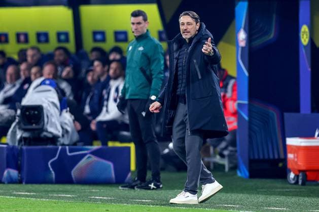 04.03.2025, Fußball, UEFA Champions League, Borussia Dortmund - OSC Lille, Signal Iduna Park, Runde der 16, Saison 2024 2025: Trainer Niko Kovac (Cheftrainer BVB) gestikulierend an der Seitenlinie Nordrhein-Westfalen Deutschland
