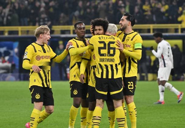 Jubel 1:0 Torschütze Karim Adeyemi (Borussia Dortmund), mi., wird gefeiert 04.03.2025, Fussball UEFA Champions League 2024 25, Achtelfinale, Hinspiel, Borussia Dortmund - Lille OSC Dortmund Signal Iduna Park Nordrhein Westfalen Deutschland
