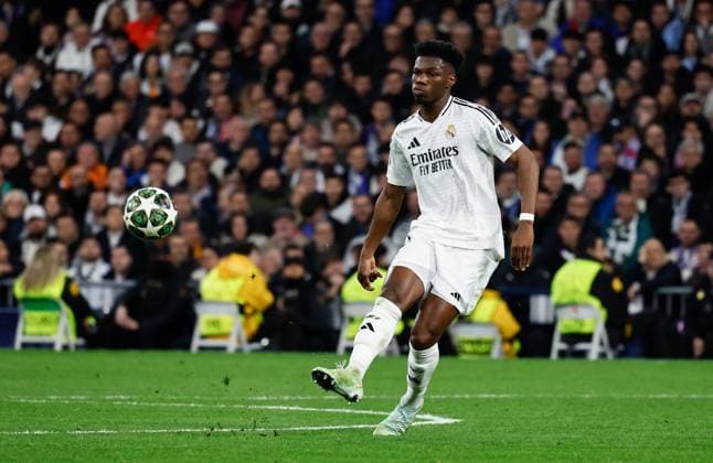 Aurà lien Tchouamà ni of Real Madrid Real Madrid v Atletico Madrid , UEFA Champions League, Round of 16, First Leg, Football, Santiago Bernabeu, Madrid, Spain - 04 Mar 2025 EDITORIAL USE ONLY No use with unauthorised audio, video, data, fixture lists, club league logos or live services. Online in-match use limited to 120 images, no video emulation. No use in betting, games or single club league player publications. Copyright: xRubenxAlbarran Shutterstockx 15178301dc