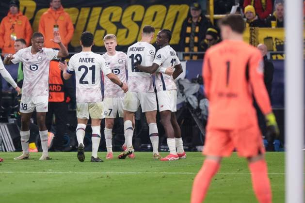 04.03.2025, UEFA Champions League, Achtelfinale, Borussia Dortmund - Lille OSC, Die Spieler des LOSC bejubeln das Tor zum 1:1, Dortmund Signal Iduna Park NRW Deutschland xRHR-FOTO DEx Copyright: DennisxEwert RHR-FOTOx RHR-FOTO DE