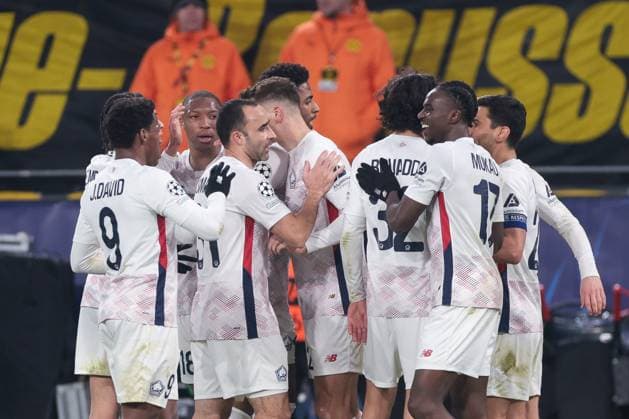 04.03.2025, UEFA Champions League, Achtelfinale, Borussia Dortmund - Lille OSC, Die Spieler des LOSC bejubeln das Tor zum 1:1, Dortmund Signal Iduna Park NRW Deutschland xRHR-FOTO DEx Copyright: DennisxEwert RHR-FOTOx RHR-FOTO DE