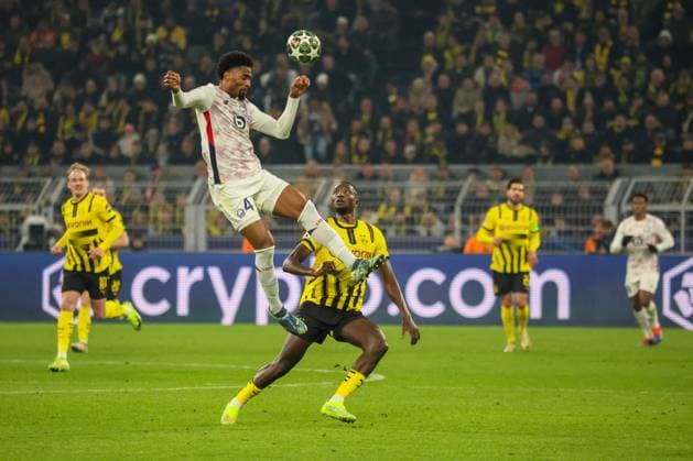 Dortmund, Deutschland 04. März 2025: Champions League - 2024 2025 - Borussia Dortmund vs. OSC Lille Im Bild: v.li im Zweikampf Alexsandro (OSC Lille) und Serhou Guirassy (BVB) Signal Iduna Park Nordrhein Westfalen Copyright: xFotostandx xFantinix