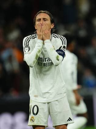 ESP: Real Madrid v Atletico de Madrid. UEFA Champions League match. Round of 16. Fist Leg. Luka Modric of Real Madrid during the UEFA Champions League match, Round of 16, first leg, between Real Madrid and Atletico de Madrid played at Santiago Bernabeu Stadium on March 4, 2025 in Madrid Spain. kpng Copyright: xBaguxBlancox xPRESSINPHOTOx PS_250304_UCL_RMA_ATL_058