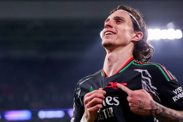 2025-03-04 PSV v Arsenal FC - UEFA Champions League 2024 25 Round of 16 First Leg EINDHOVEN, NETHERLANDS - MARCH 4: Riccardo Calafiori of Arsenal FC celebrates after scoring his teams seventh goal during the UEFA Champions League 2024 25 Round of 16 First Leg match between PSV and Arsenal FC at PSV Stadion on March 4, 2025 in Eindhoven, Netherlands. Eindhoven PSV Stadion Netherlands Content not available for redistribution in The Netherlands directly or indirectly through any third parties. Copyright: xBenxGalx