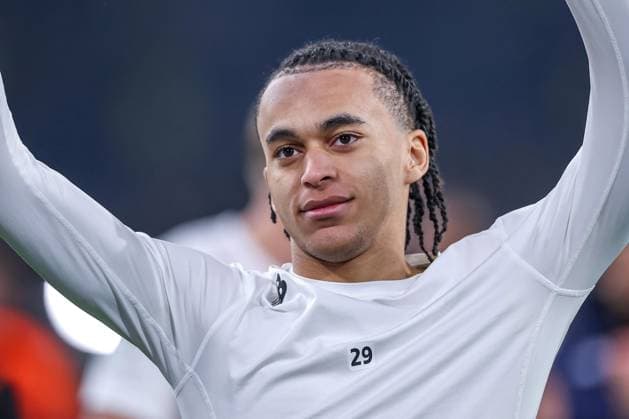 04.03.2025, Fußball, UEFA Champions League, Borussia Dortmund - OSC Lille, Signal Iduna Park, Runde der 16, Saison 2024 2025: Ethan Mbappe (LOSC Lille 29) jubelnd nach dem Spiel Nordrhein-Westfalen Deutschland