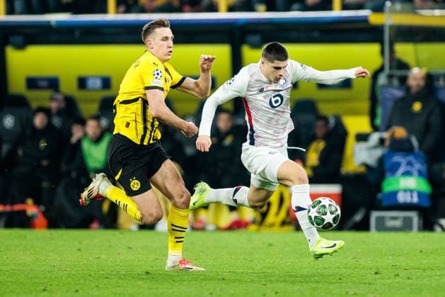 UEFA Champions League, Borussia Dortmund - LOSC Lille; 04.03.2025 Zweikampf Nico Schlotterbeck (Borussia Dortmund, 4), Matias Fernandez-Pardo (LOSC Lille, 19) UEFA Champions League Achtelfinale Hinspiel, Borussia Dortmund - LOSC Lille; Dortmund, SIGNAL IDUNA PARK am 04.03.2025 Copyright: xBEAUTIFULxSPORTS Wunderlx