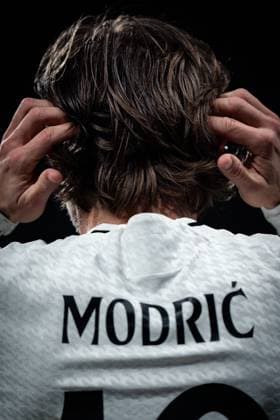 Real Madrid CF v Atletico de Madrid - UEFA Champions League MADRID, SPAIN, MARCH 4: Luka Modric of Real Madrid CF during the 1st leg UEFA Champions League round of 16 between Real Madrid CF and Atletico de Madrid at Estadio Santiago Bernabeu on March 4, 2025 in Madrid, Spain. Madrid Estadio Santiago Bernabeu Madrid Spain Copyright: xAlexxPerezx RealMadridAtleticoUCL4March377
